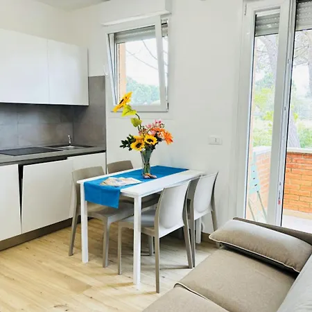 Comfy With Balcony Apartment *