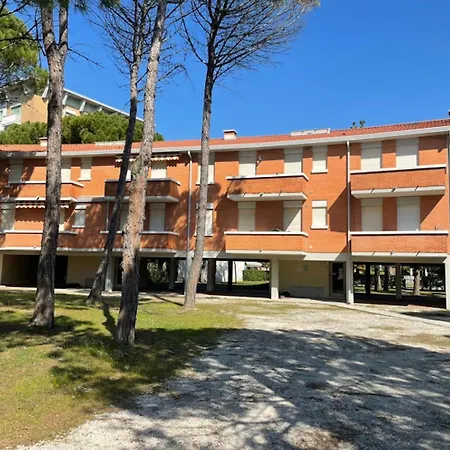 Apartment Comfy With Balcony Bibione