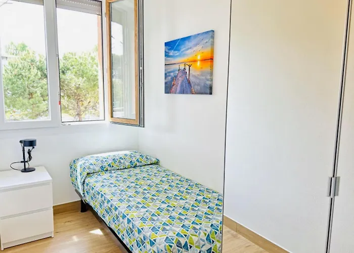 Comfy With Balcony *